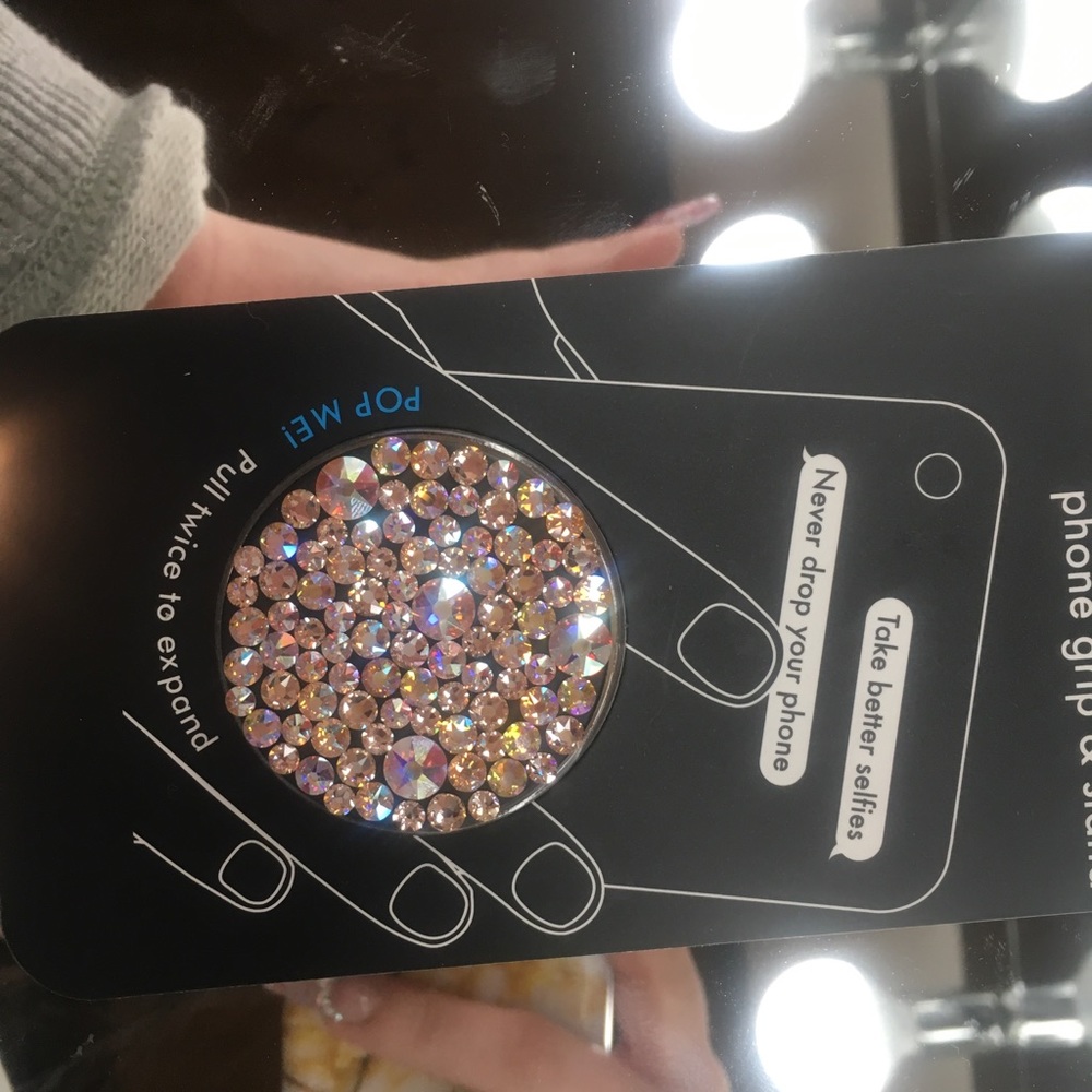 Custom Made Popsockets - Picture 2 of 2